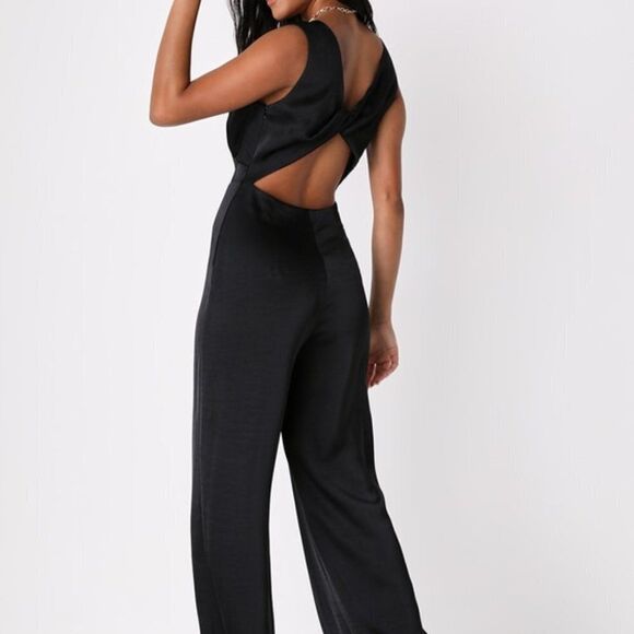 Lulu's Women Black‎ Satin Twist-Back Cutout Wide-Leg Jumpsuit - Picture 5 of 5